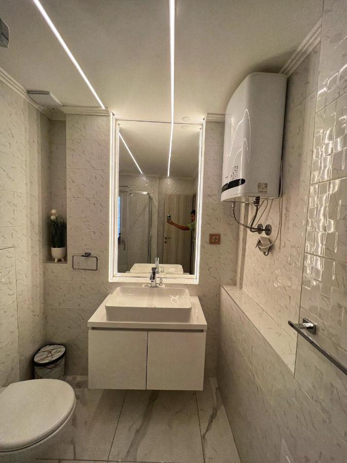 Dis Delux Lägenhet Kruševac Exteriör bild